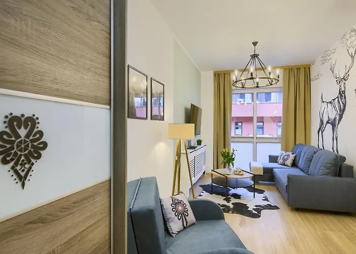 Apartament Krynica Central * كرينيتسا زدروي